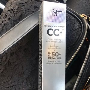 IT CC full coverage cream